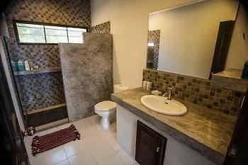 Pop Villas, Luxury Boutique Pool Villas